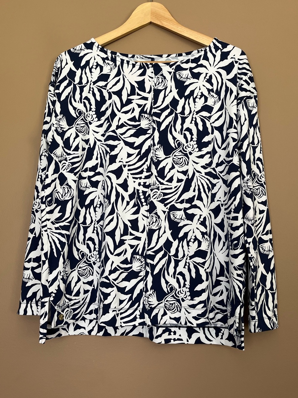 {Lilly Pulitzer} Karessa Top & Lillabeth Jogger Pant Set in Low Tide Navy Small - Picture 3 of 16